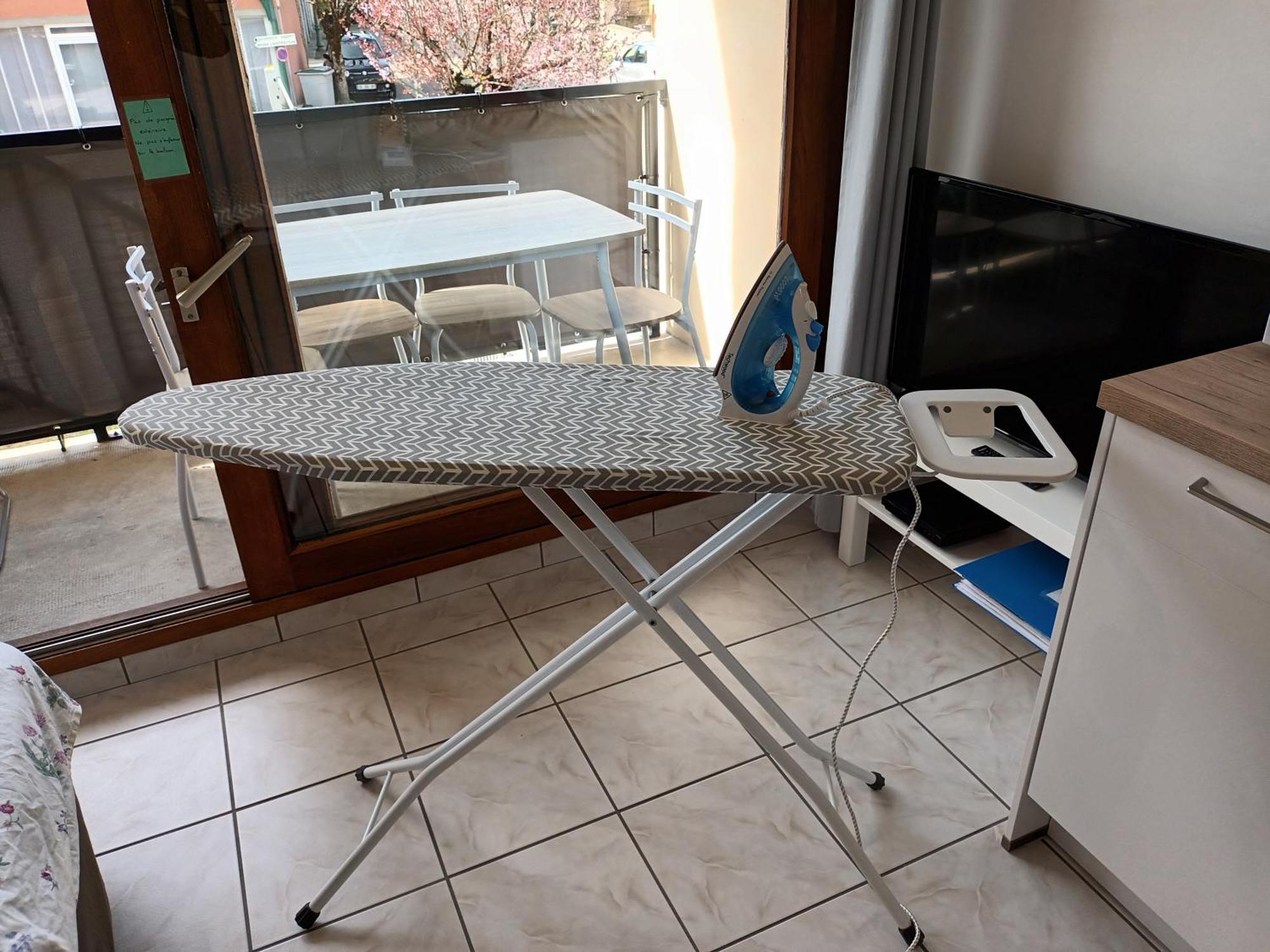 Appartement T2 Avec Balcon A Argeles Gazost Luaran gambar